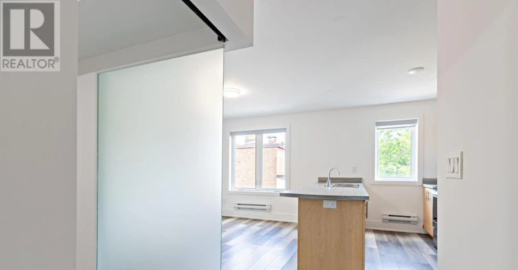 2B-1106 St Clair Avenue W, Toronto, ON, M6E 1A7 - 5