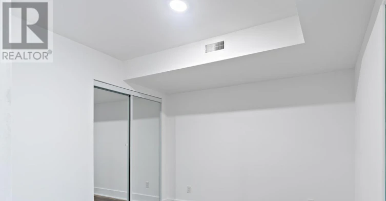 2B-1106 St Clair Avenue W, Toronto, ON, M6E 1A7 - 6