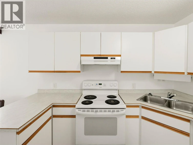 174 Adamson Court, Penticton, BC, V2A 7R8 - 24