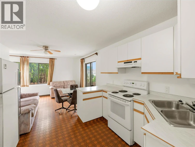 174 Adamson Court, Penticton, BC, V2A 7R8 - 23