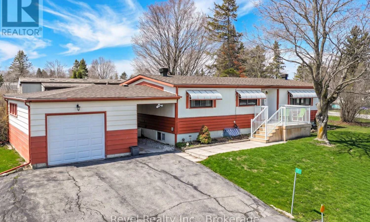 7 Macal Drive