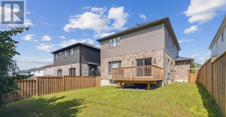 1302 14th Avenue E, Owen Sound, ON, N4K 0A1 - 46