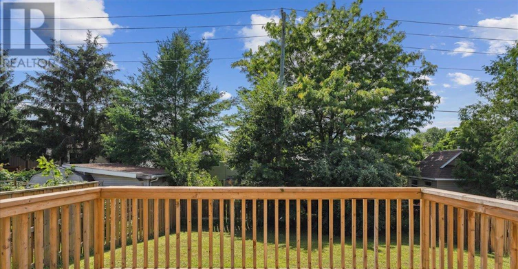 1302 14th Avenue E, Owen Sound, ON, N4K 0A1 - 48