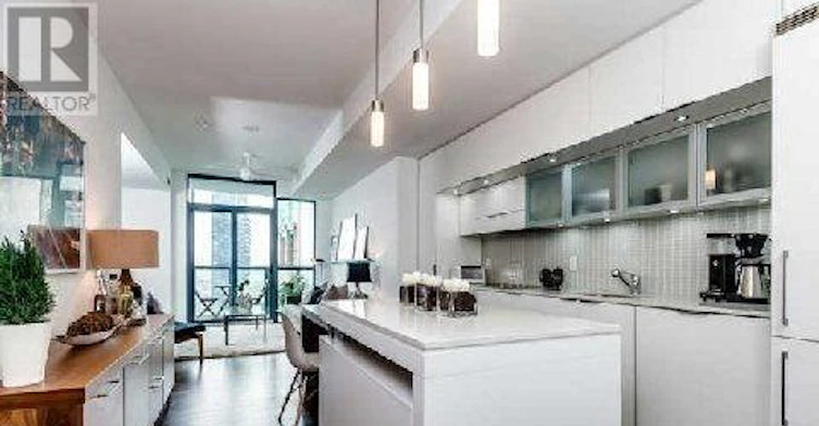 2110-110 Charles Street E, Toronto, ON, M4Y 1T5 - 4