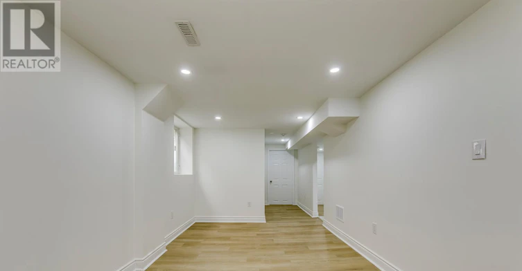 BASEMENT APARTMENT-655 Paragon Place E, Mississauga, ON, L5B 2Z6 - 8