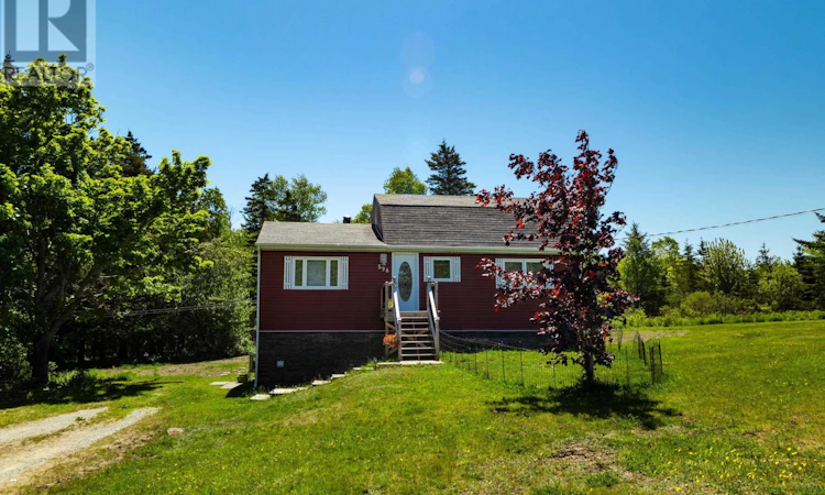 596 New Edinburgh Road