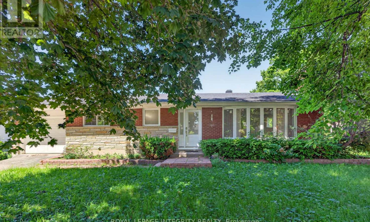 619 Blanchard Crescent