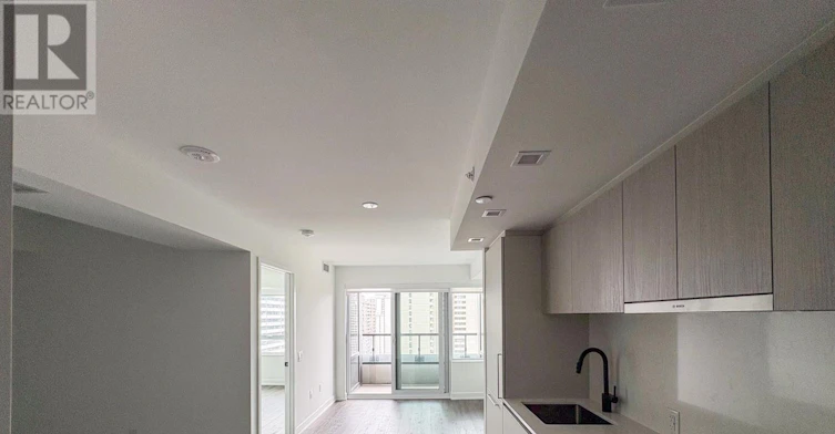 1901-609 Sherbourne Street, Toronto, ON, M4X 0A4 - 2