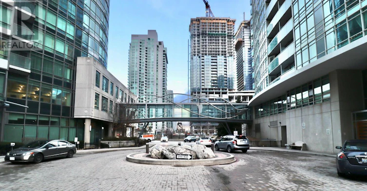 1806-397 Front Street N, Toronto, ON, M5V 3S1