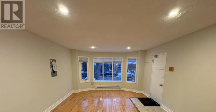 MAIN-72 Vermont Avenue, Toronto, ON, M6G 1X9 - 5