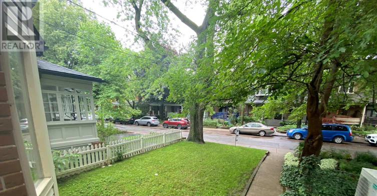 MAIN-72 Vermont Avenue, Toronto, ON, M6G 1X9 - 3