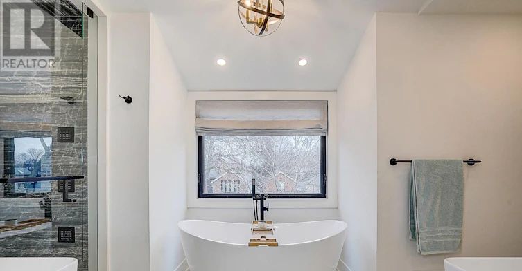 21 Shudell Avenue, Toronto, ON, M4J 1C5 - 40