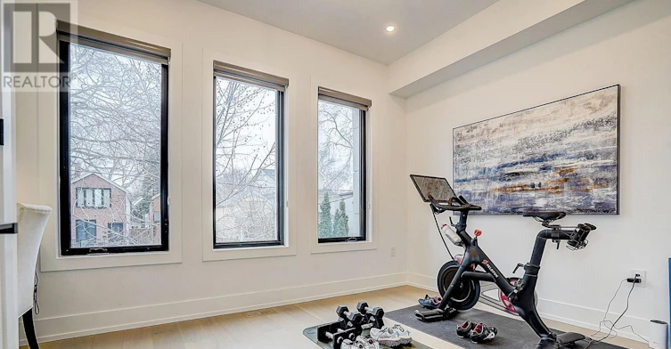 21 Shudell Avenue, Toronto, ON, M4J 1C5 - 32