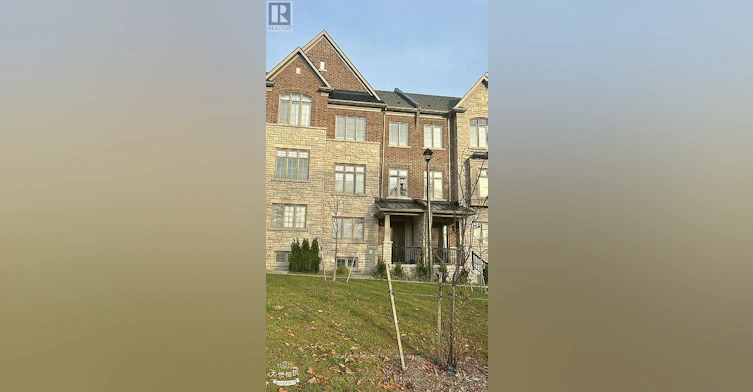 10 Woodbrook Way, Markham, ON, L6C 0Y8 - 2
