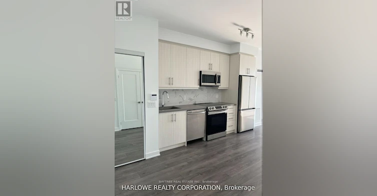 703-95 Oneida Crescent, Richmond Hill, ON, L4B 0H5