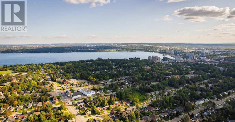 11 Pratt Road, Barrie, ON, L4M 2K9 - 45