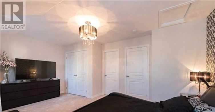 39 Mayland Trail, Hamilton, ON, L8J 0G4 - 5