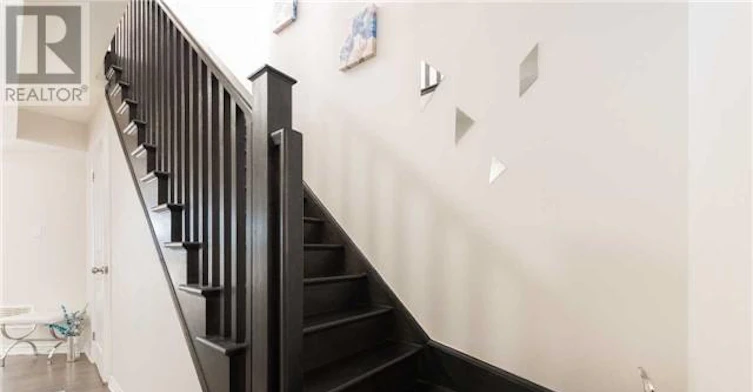 39 Mayland Trail, Hamilton, ON, L8J 0G4 - 14
