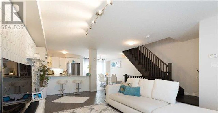 39 Mayland Trail, Hamilton, ON, L8J 0G4 - 17