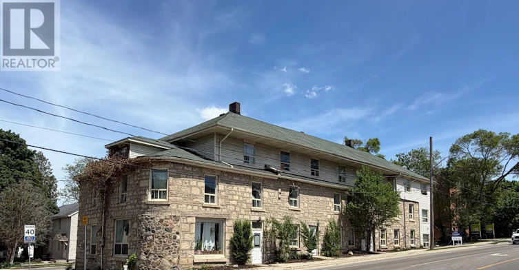 23-220 Gordon Street, Guelph, ON, N1G 1X3
