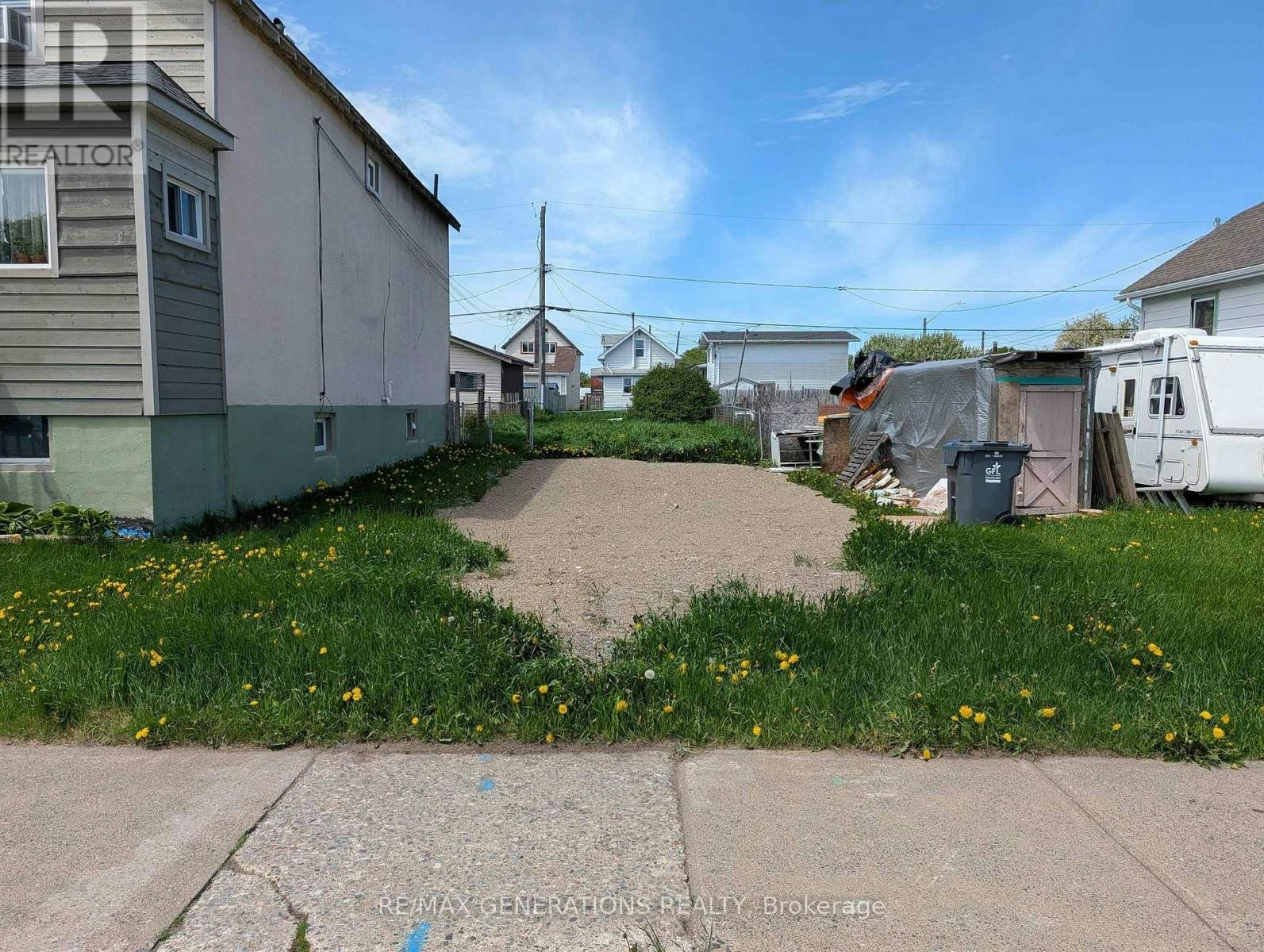 833 Mcintosh Street, Thunder Bay, ON, P7C 3A7