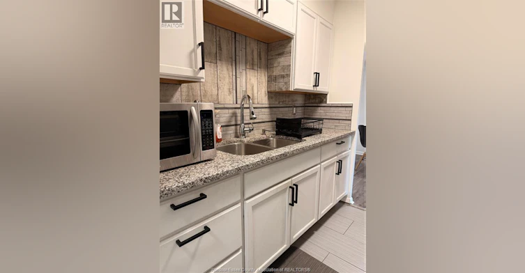 107-111 Riverside Drive East, Windsor, ON, N9A 2S6 - 11