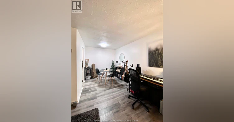 107-111 Riverside Drive East, Windsor, ON, N9A 2S6 - 8