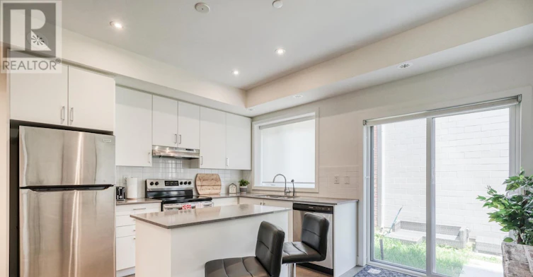 107 Frederick Tisdale Drive, Toronto, ON, M3K 0C6 - 8