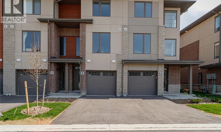 4-35 Dawson Drive
