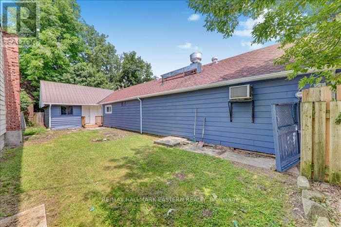 4 George Street W - 5