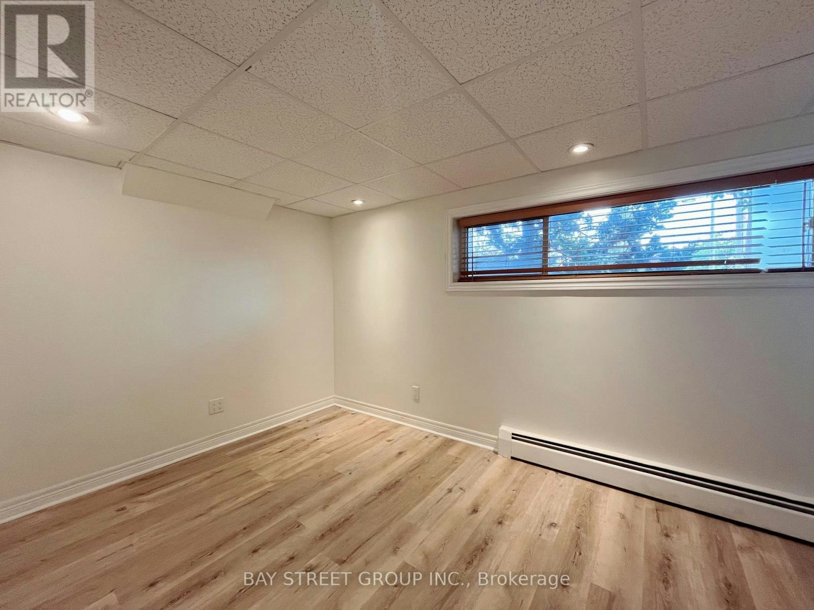 LOWER-106 St Davids Road, St. Catharines, ON, L2T 1P9 - 2