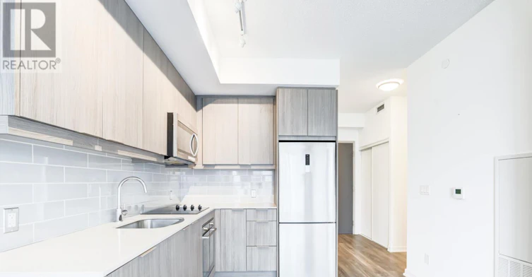 1103-32 Forest Manor Road, Toronto, ON, M2J 0H2 - 17