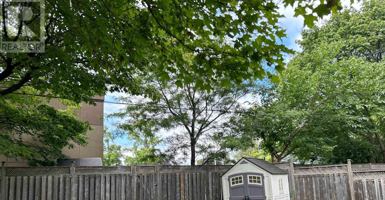 16 Highhill Drive, Toronto, ON, M1T 1N6 - 3