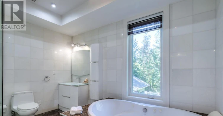 2530 King Road, King, ON, L7B 1J7 - 13