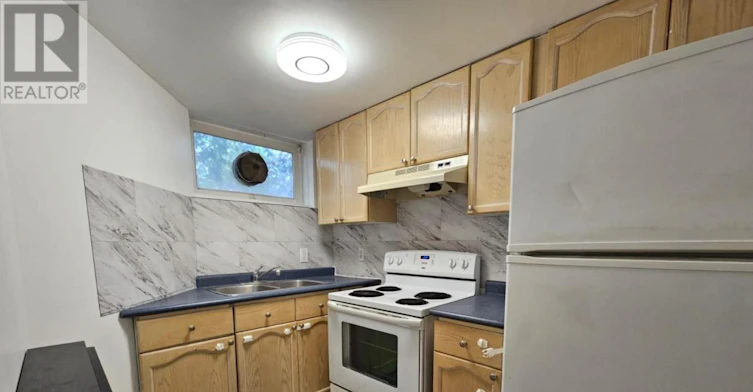 22 Northpark Road, Barrie, ON, L4M 2J3 - 4