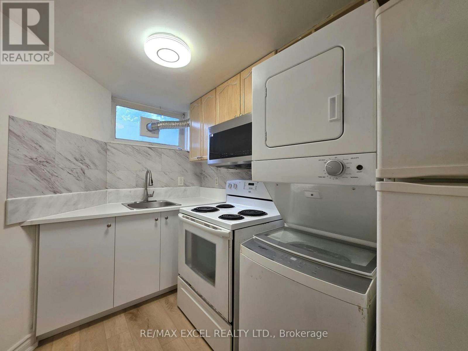 22 Northpark Road, Barrie, ON, L4M 2J3 - 9