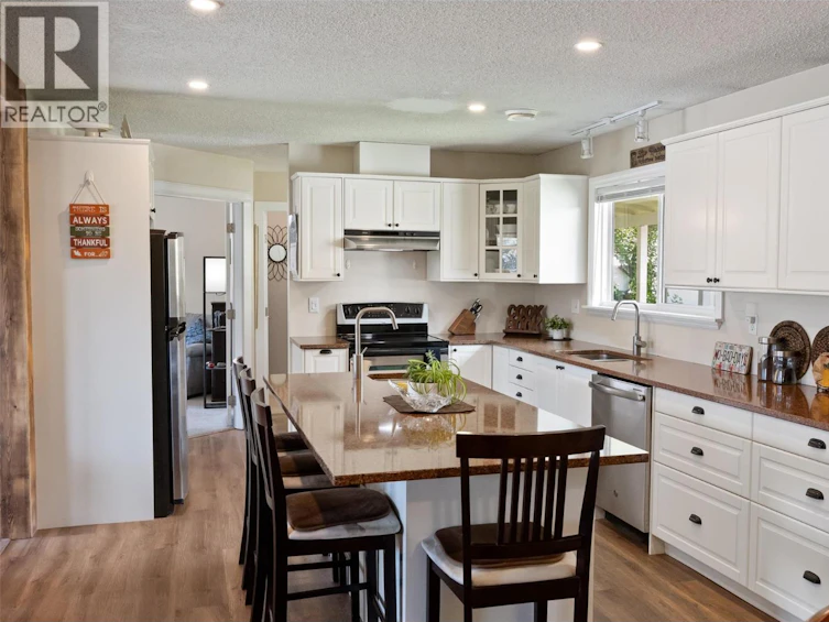 465 Pineview Drive, Kaleden, BC, V0H 1K0 - 5