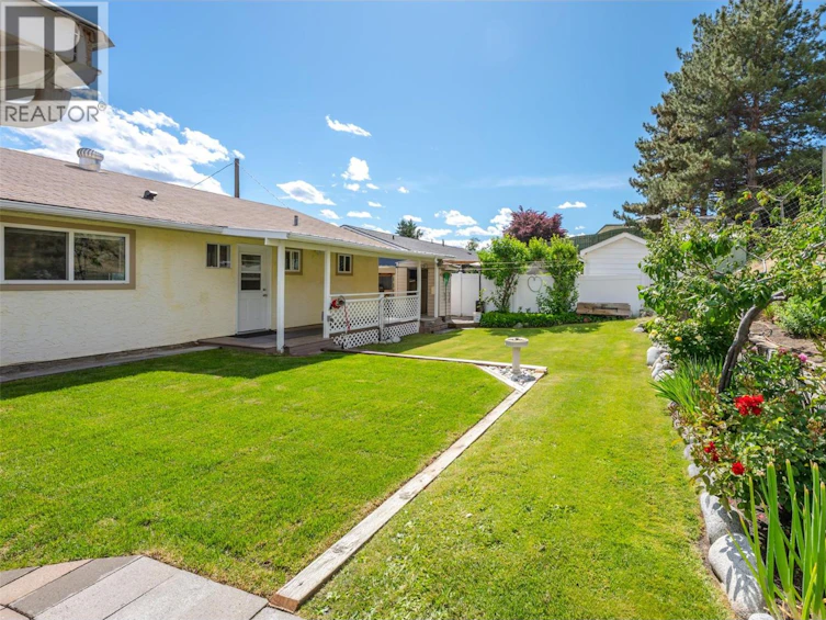 465 Pineview Drive, Kaleden, BC, V0H 1K0 - 45