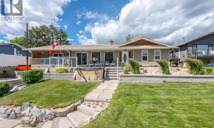 465 Pineview Drive