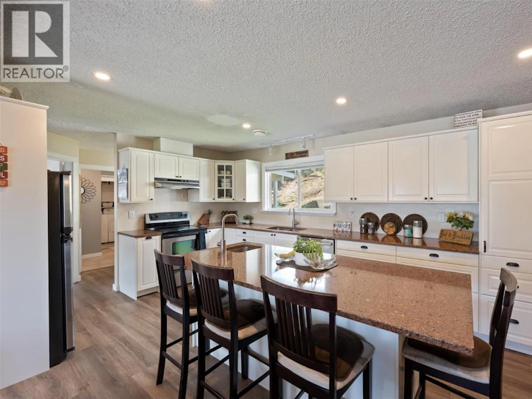 465 Pineview Drive, Kaleden, BC, V0H 1K0 - 4