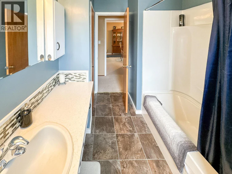 1 Finch Crescent, Osoyoos, BC, V0H 1V5 - 14