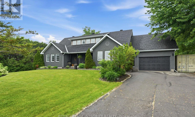 2895 Des Trembles Avenue