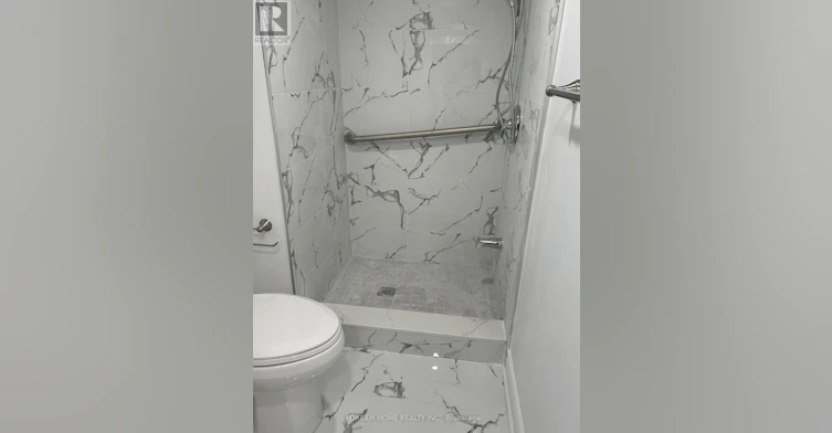 BSMT-262 Clinton Street, Toronto, ON, M6G 2Y6 - 7