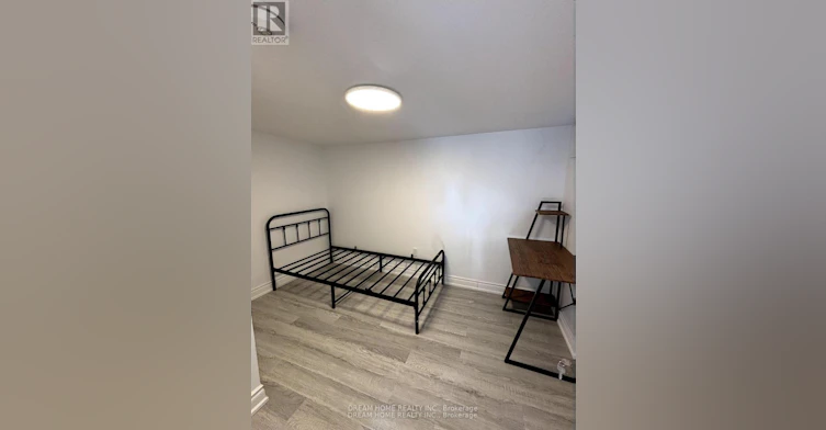 BSMT-262 Clinton Street, Toronto, ON, M6G 2Y6 - 3