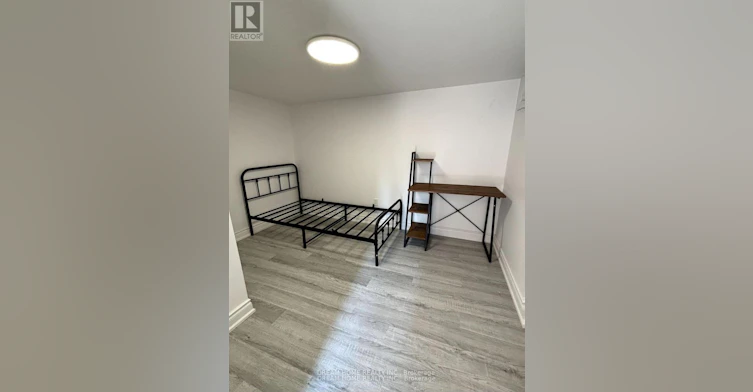 BSMT-262 Clinton Street, Toronto, ON, M6G 2Y6 - 5