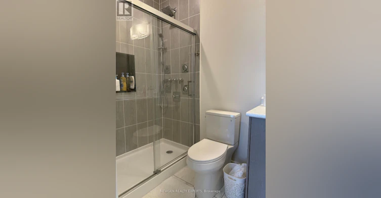 2111 Crystal Drive, Oshawa, ON, L1L 0W6 - 23