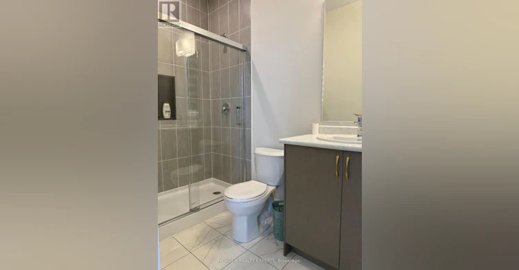 2111 Crystal Drive, Oshawa, ON, L1L 0W6 - 12