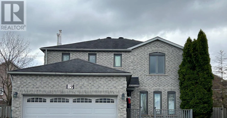 19 Blair Crescent, Barrie, ON, L4M 5Y7