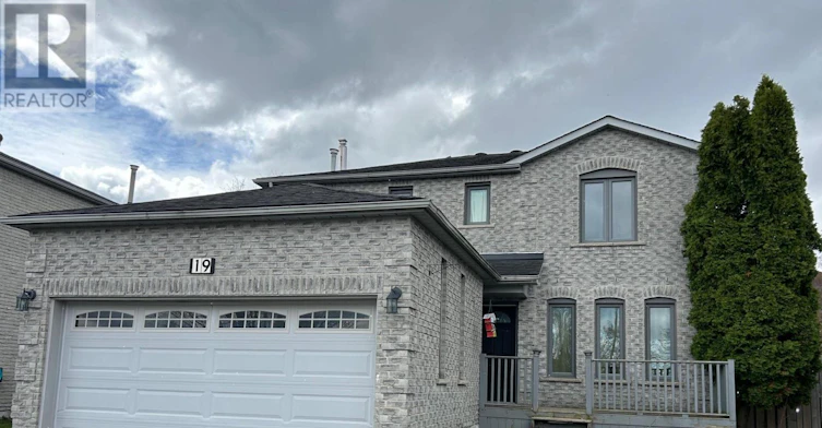 19 Blair Crescent, Barrie, ON, L4M 5Y7 - 3