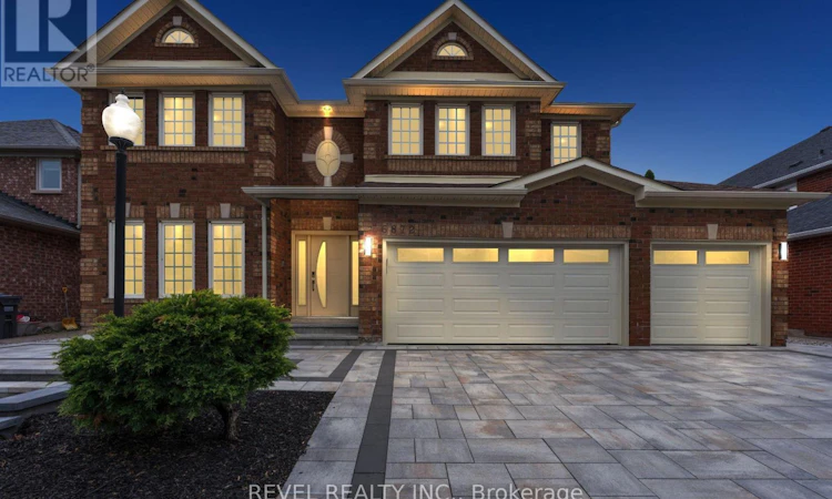 6872 Round Leaf Court